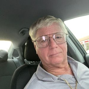 Meet your Posher, Jeffrey